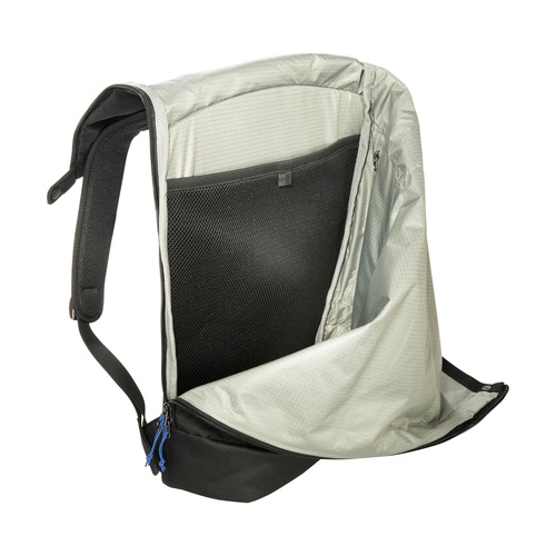 Современный городской рюкзак Tatonka City Rolltop Pack 27