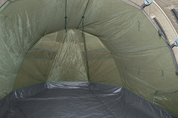 Оптимально проветриваемая туннельная палатка со сворачиваемыми боковыми стенками.  Alaska 3 Vent